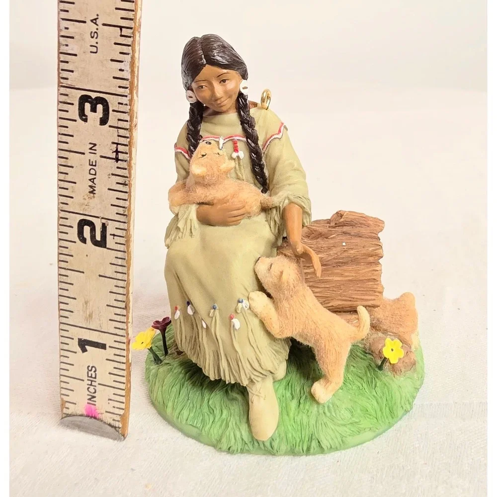 Hallmark Keepsake Ornament American Girl Kaya 1764 Nez Perce with Puppies Boxed